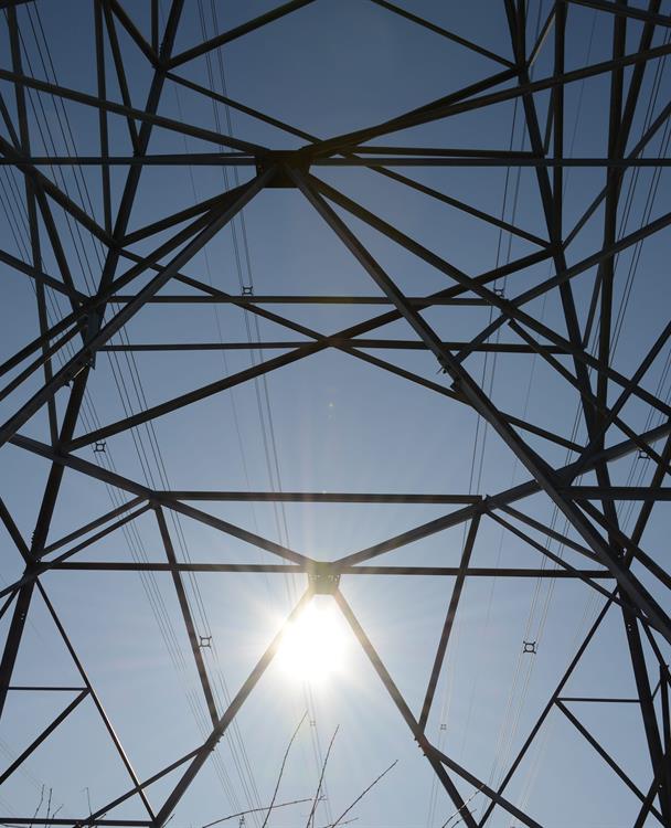 photo of a Hydro One transmission tower