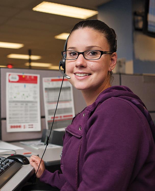 photo of a Hydro One customer care agent