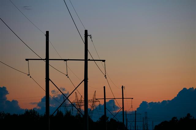 photo of a Hydro One Transmission circuit