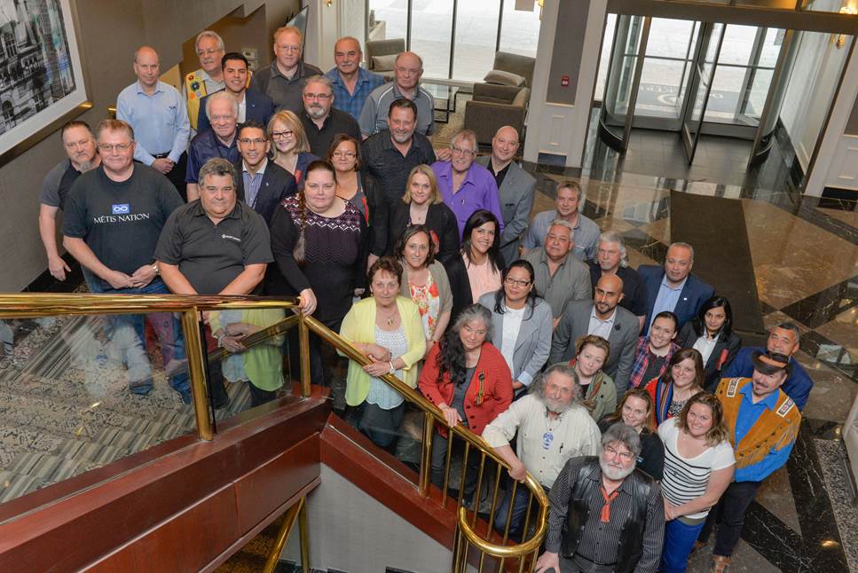 group photo from the Métis Nation of Ontario Engagement Session that took place May 13, 2017