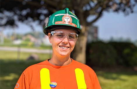 photo of Hydro One arborist Michelle